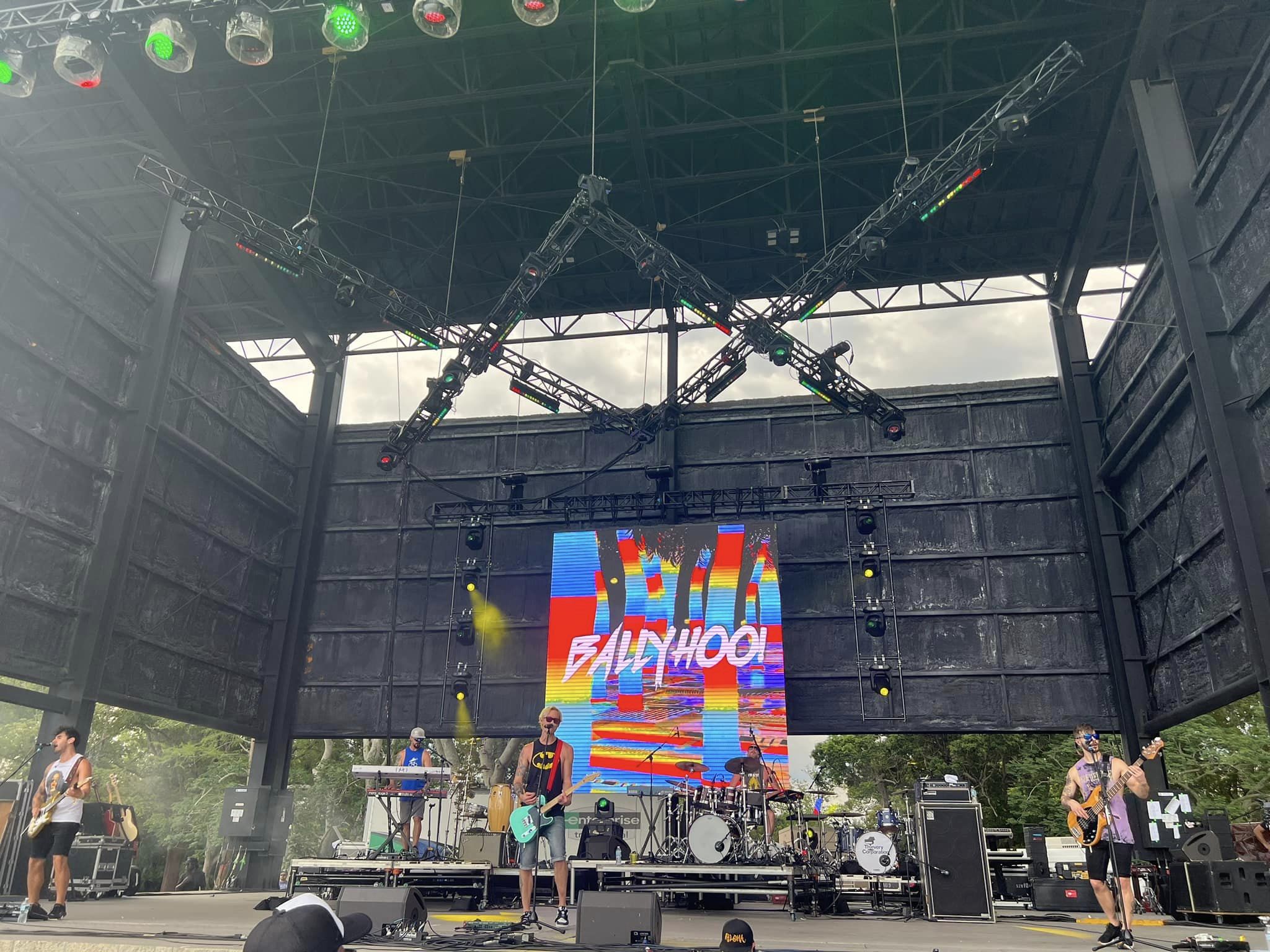 Ballyhoo!