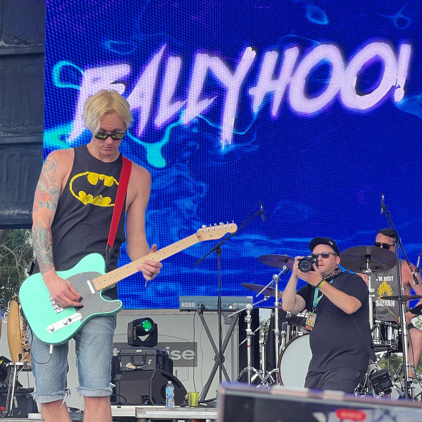Ballyhoo!
