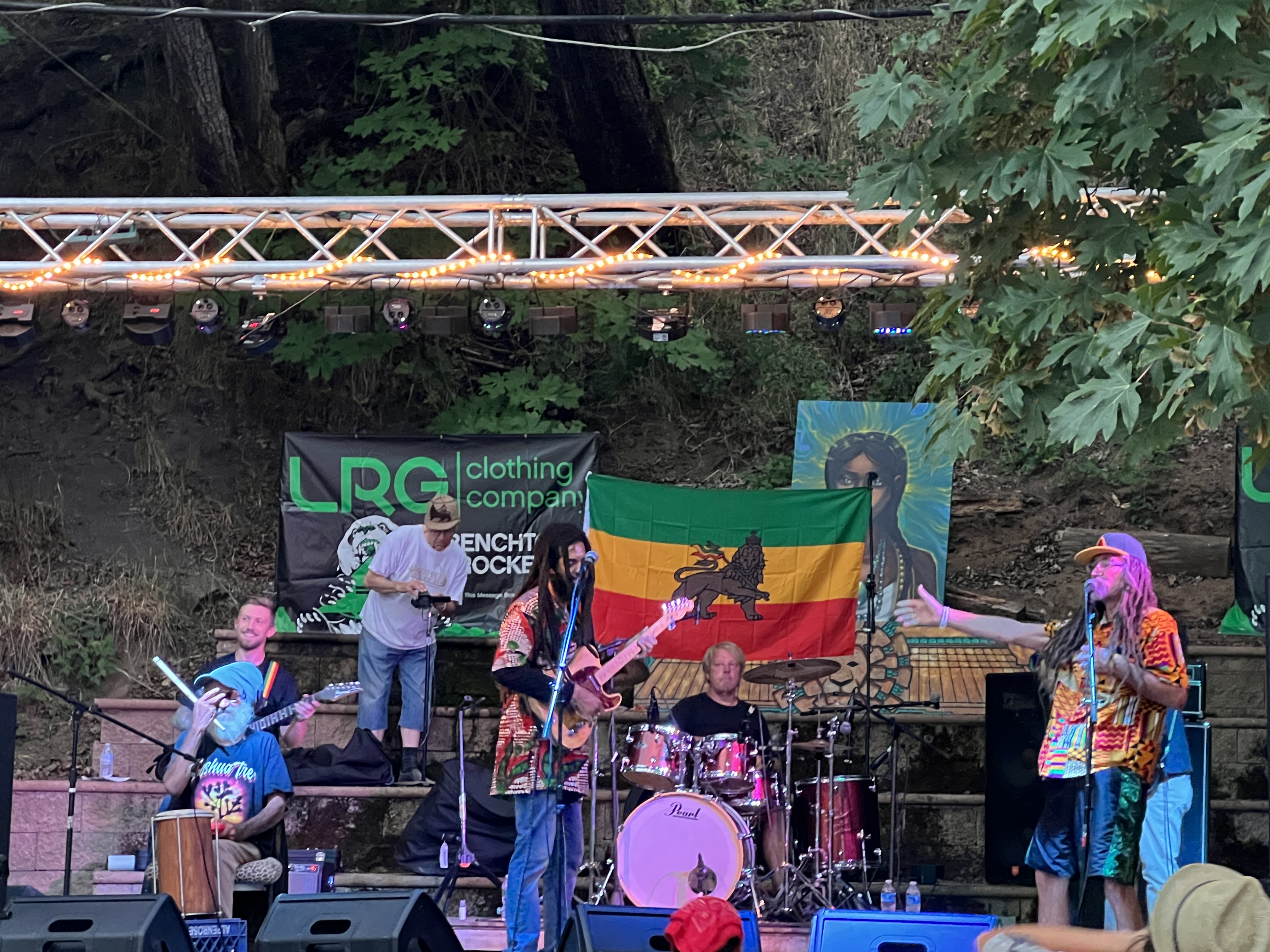 Josh David Barrett w/ The Dub-Roc Band