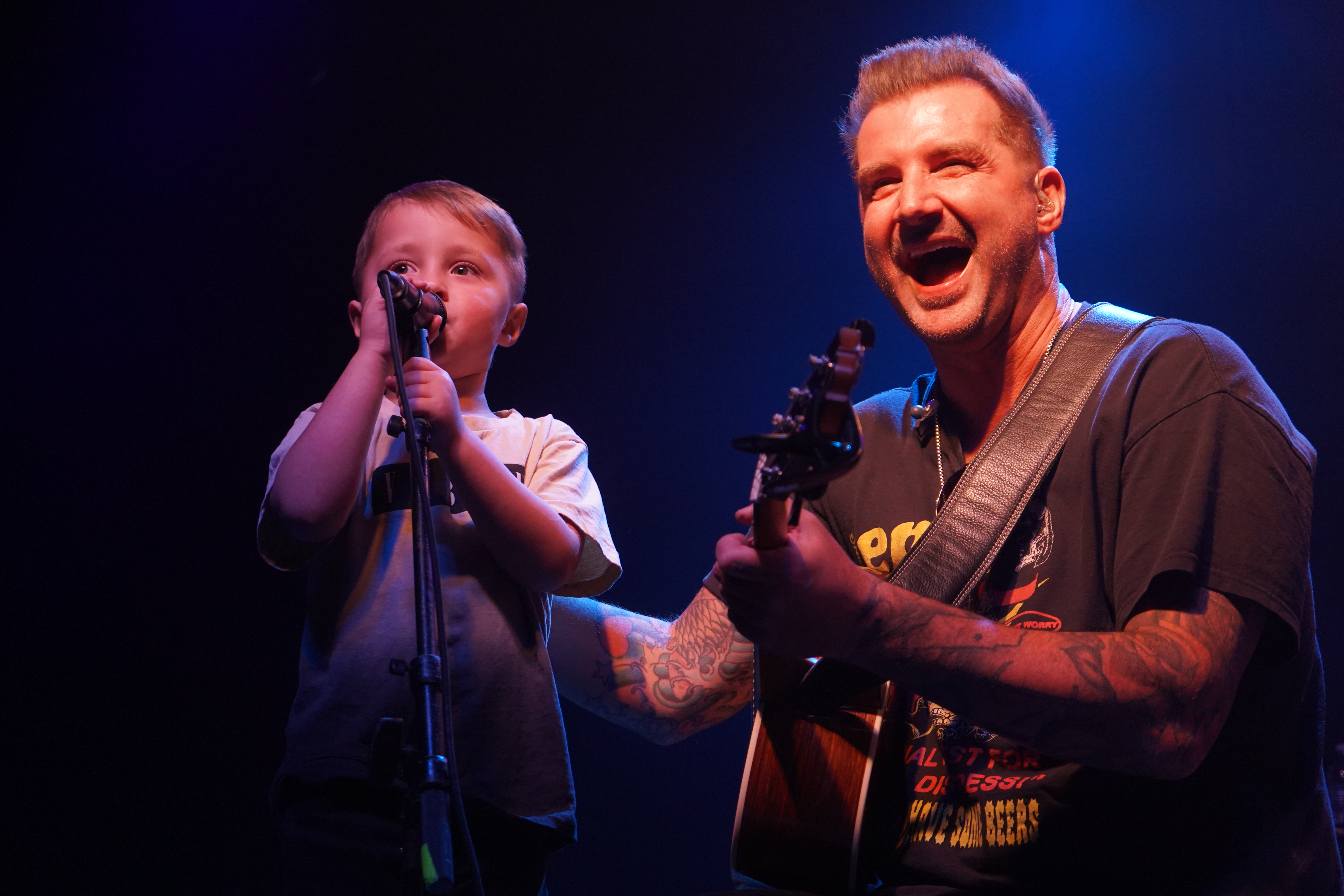 Album cover: Secondhand Serenade