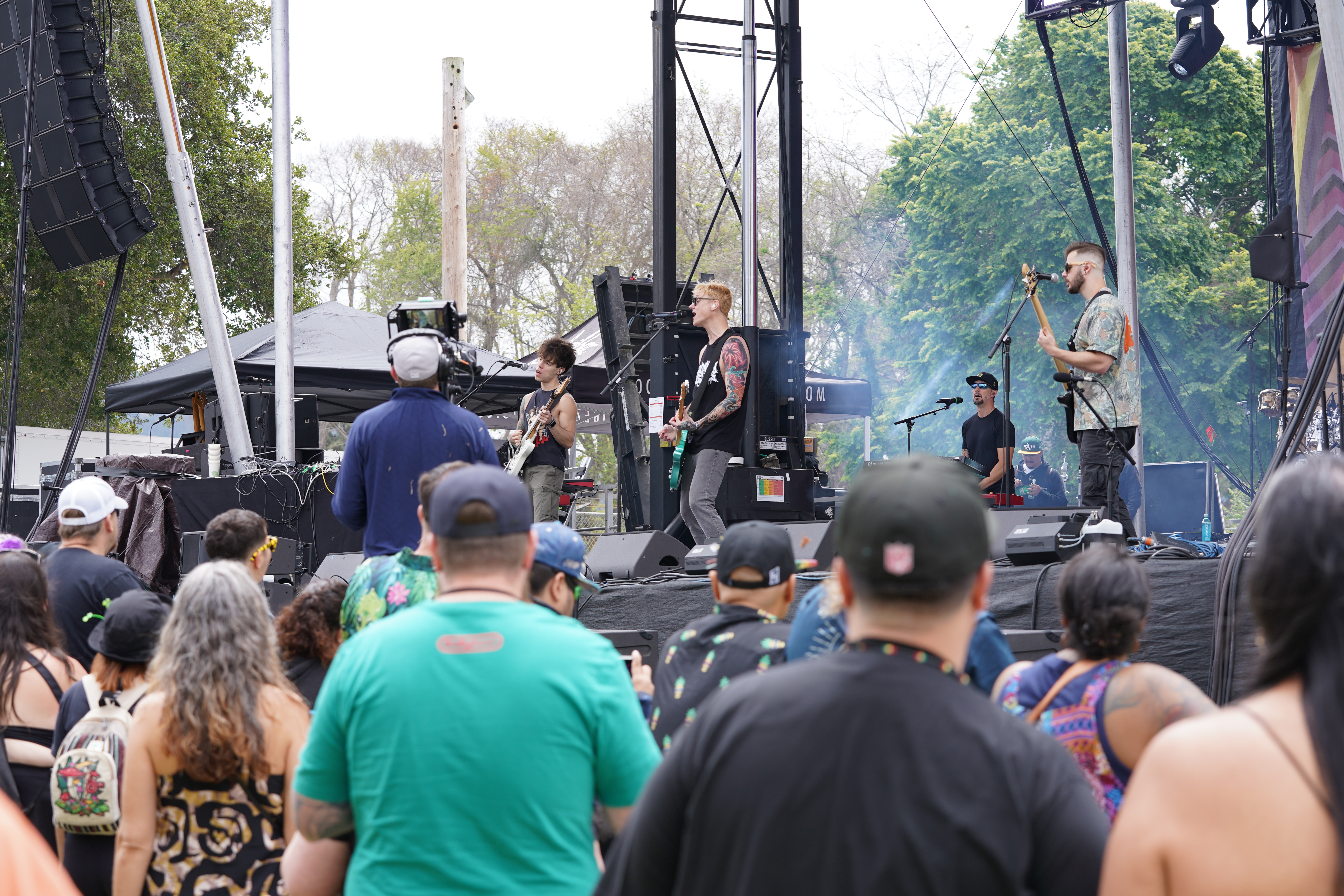 Ballyhoo!