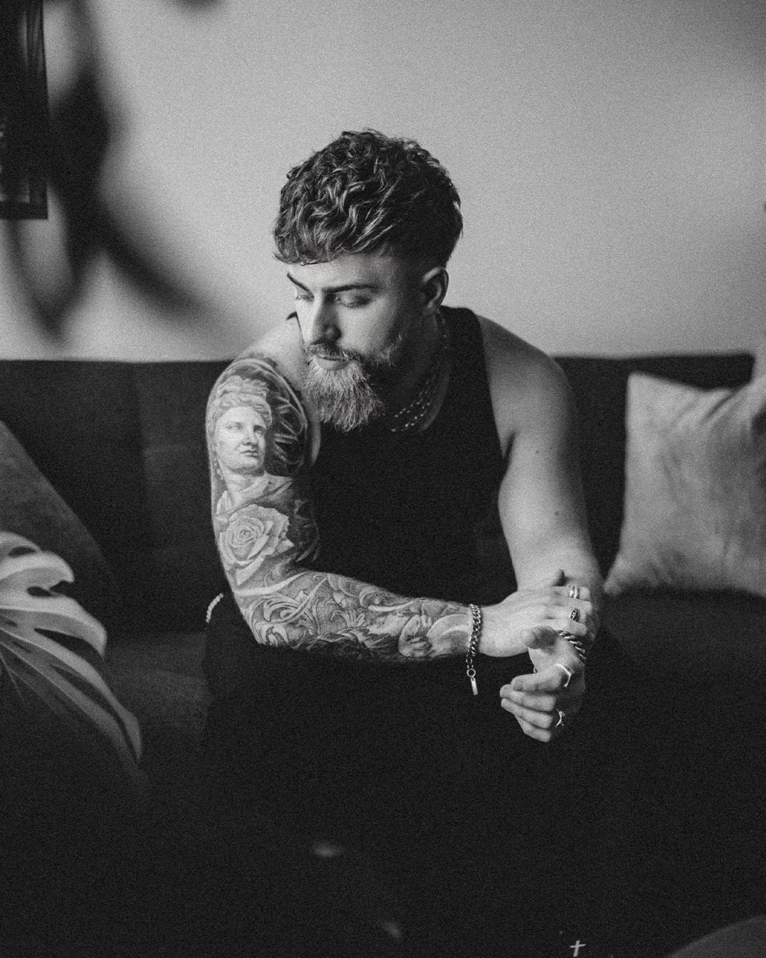 Nate Vickers drops “Feels So Wrong,” a confessional gut-check on the loneliness that follows success