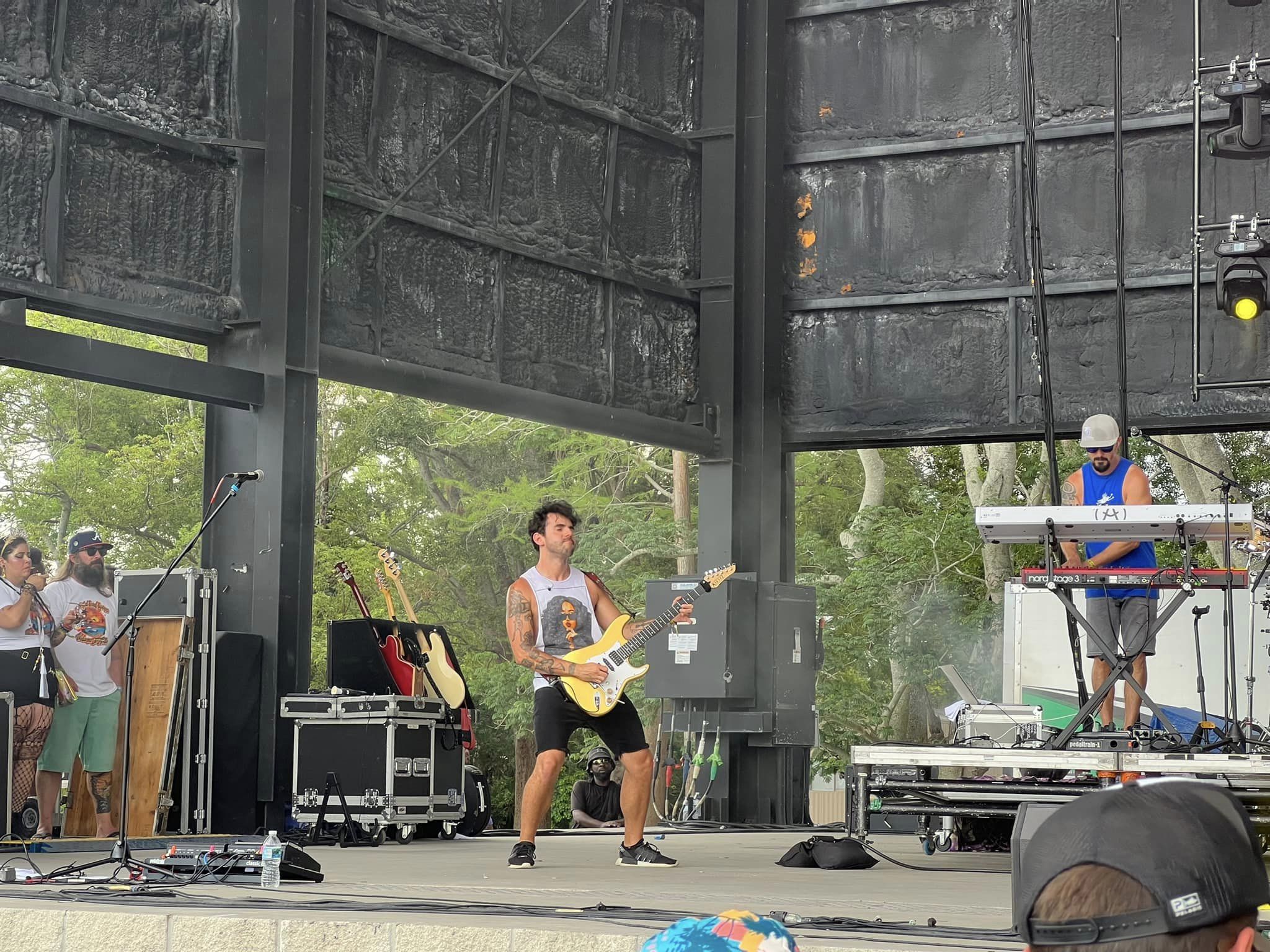 Ballyhoo!