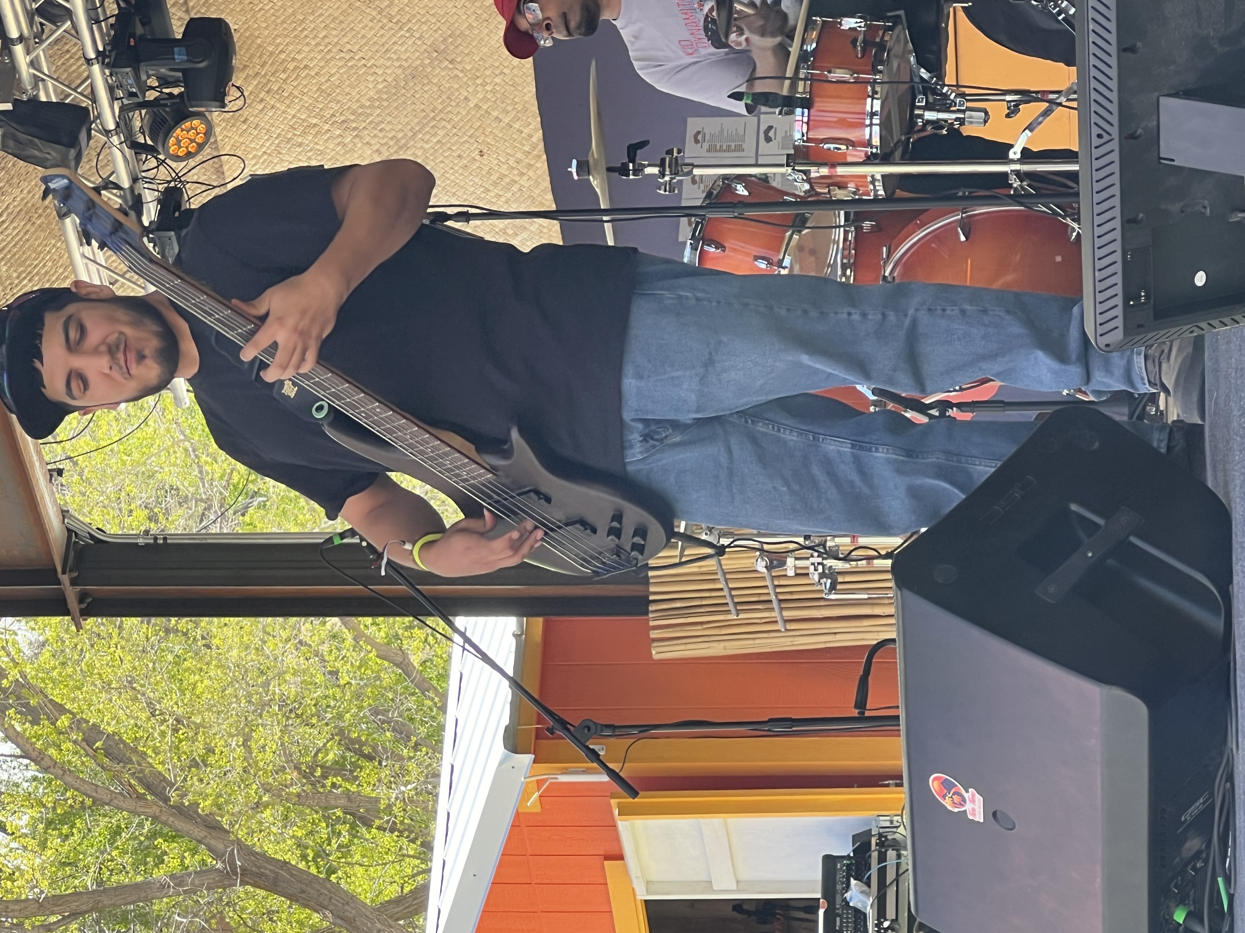 ZeeCeeKeely — Rise & Vibes Festival 2024