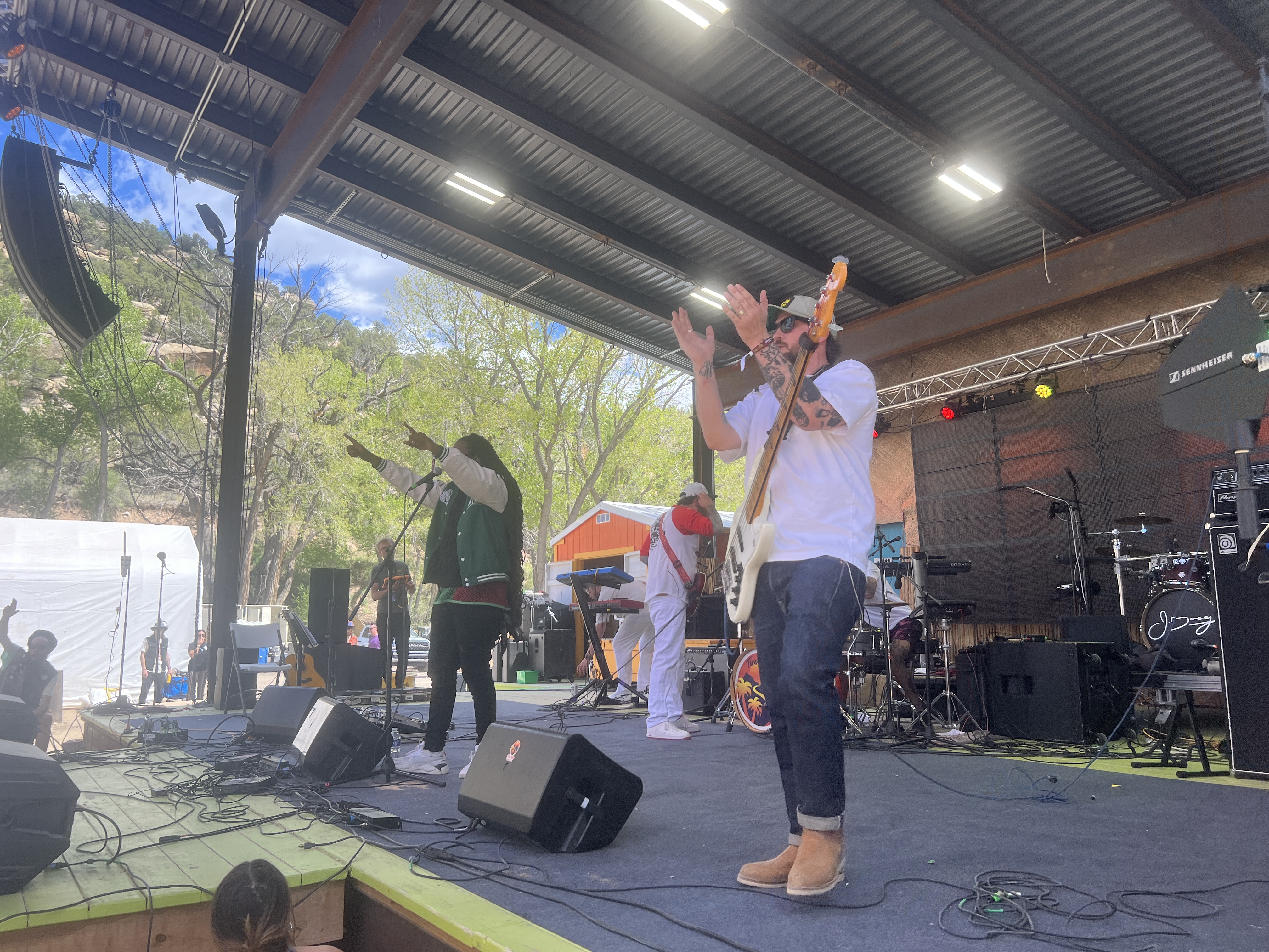 Royal Blu w/ The Autos — Rise & Vibes Festival 2024