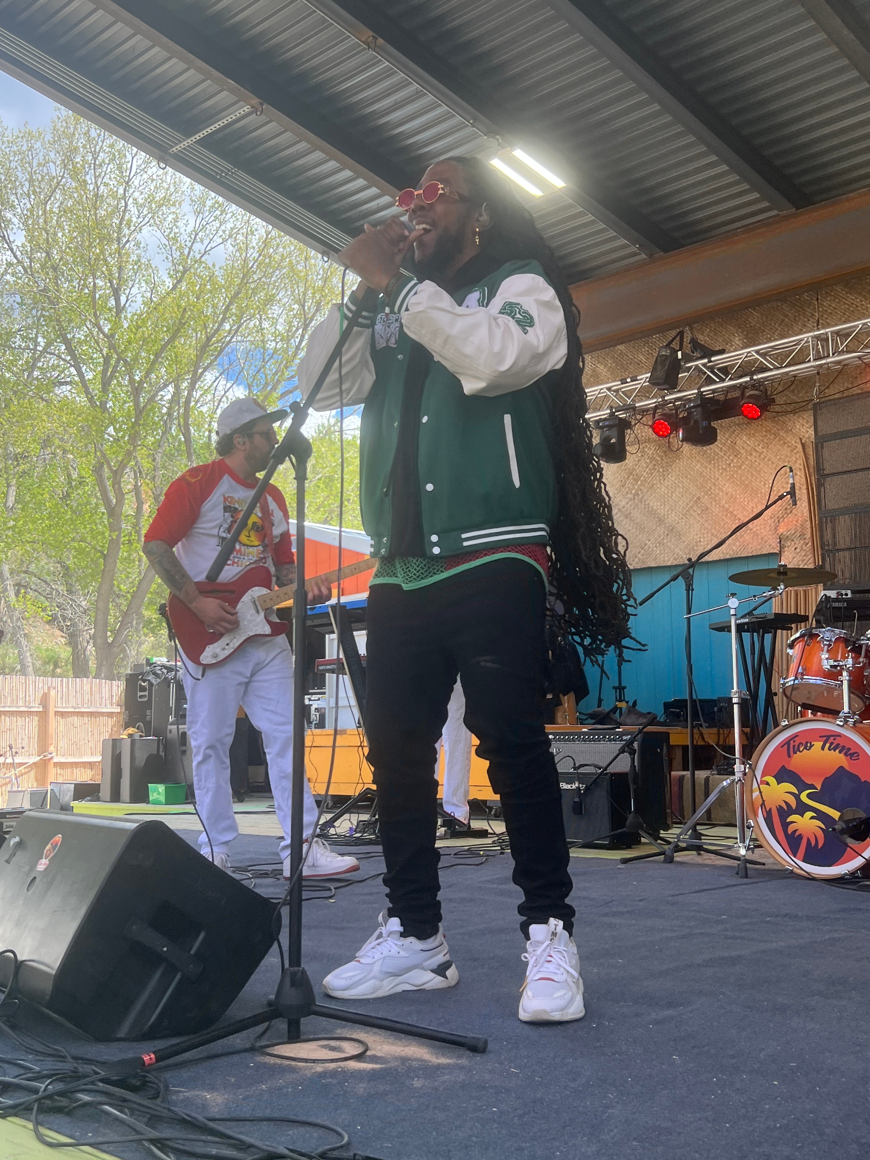 Royal Blu w/ The Autos — Rise & Vibes Festival 2024
