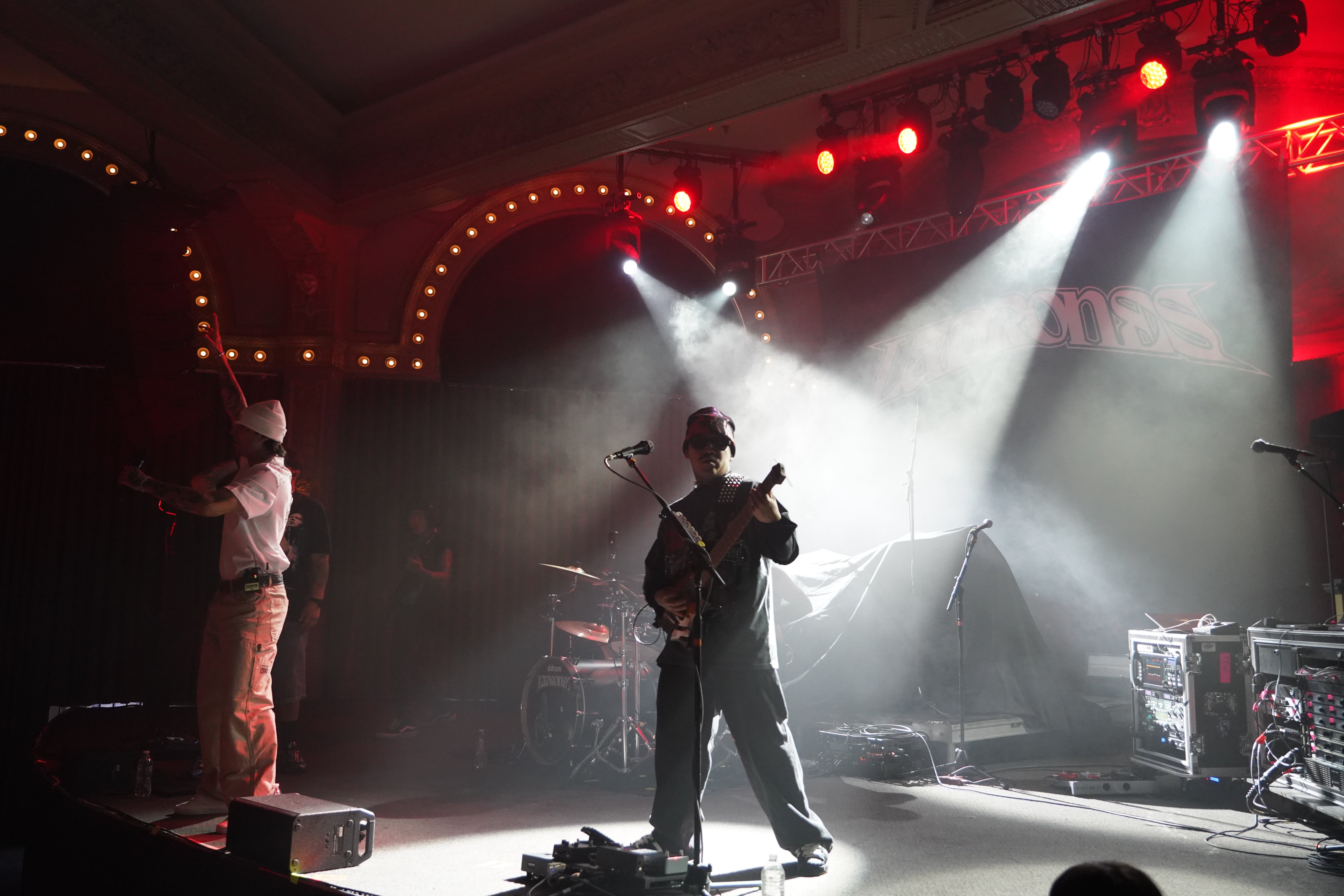 Ladrones — Ladrones — Crystal Ballroom
